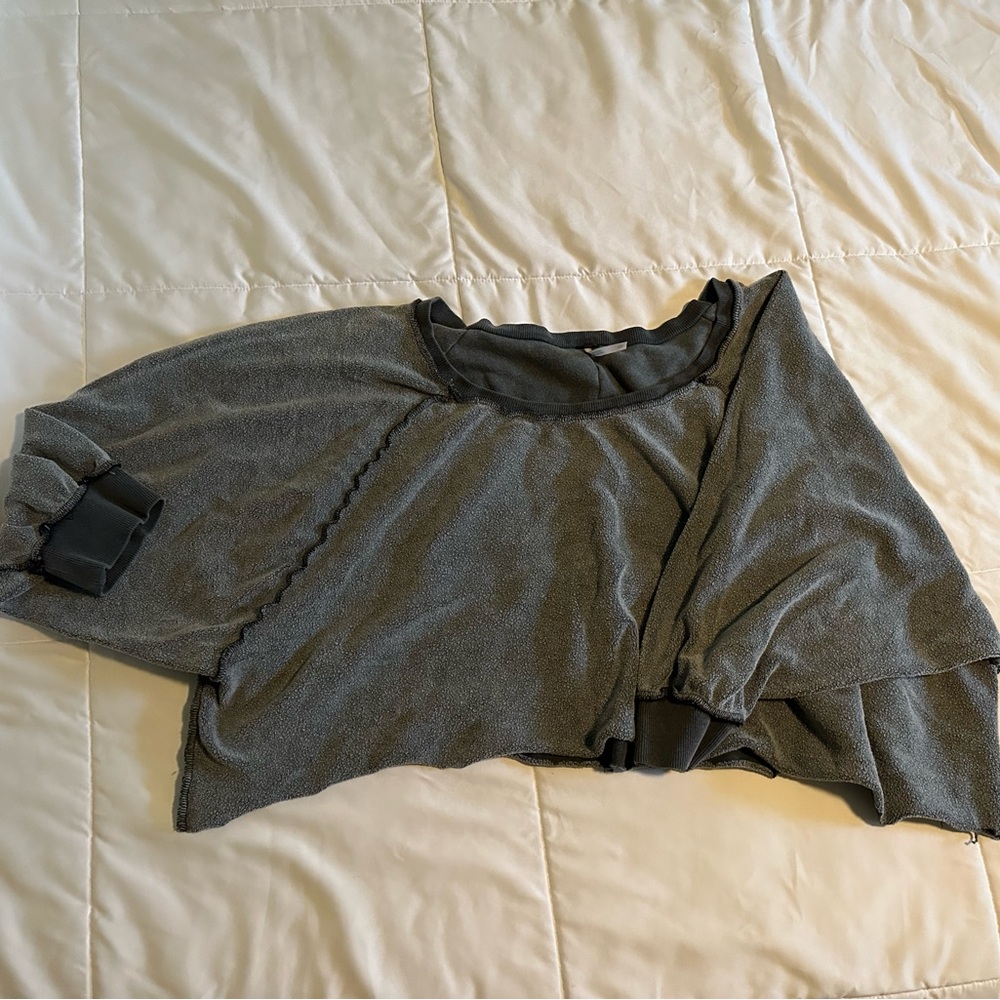 Cropped free people shirt